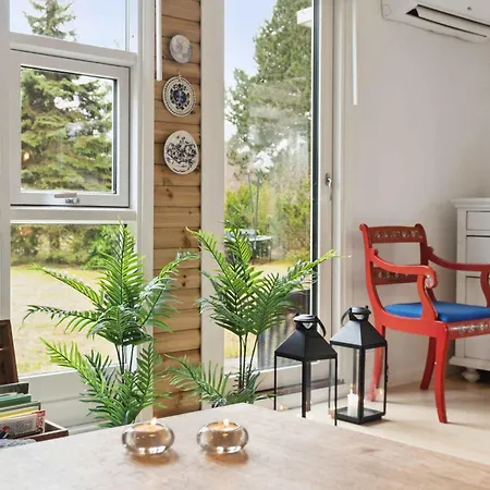 펜션 Near Beautiful White Sandy Beaches 게드세르