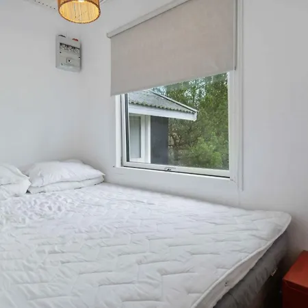 Near Beautiful White Sandy Beaches 펜션 *