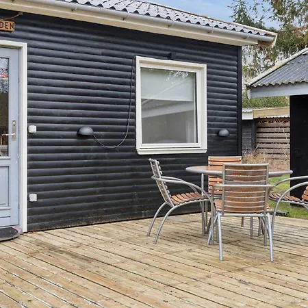 펜션 Near Beautiful White Sandy Beaches